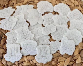 Tulip foral desigs on pellon, native beading pattern, beading supplies