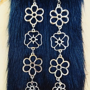 Dangle earrings