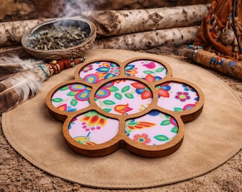 Native Floral Fabric-Covered Beading Board – Wooden Flower-Shaped Bead Mat, Indigenous-Inspired Craft Tool