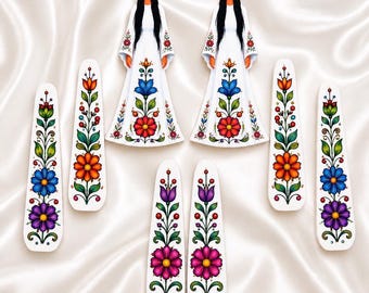 Native Woman Earring Centers: Indigenous Floral Beading Supplies