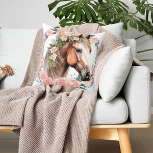 Horse Throw Pillow – Floral Horse Head Decorative Pillow for Horse Lovers – Equestrian Home Decor – Country Pillow with Insert