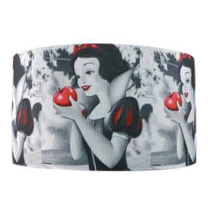 Snow White and the Seven Dwarfs 5/8" Grosgrain Ribbon