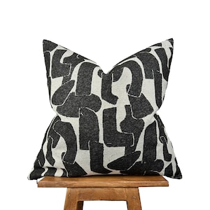 Black and Cream Monochrome Pillow Cover, Decorative Pillow Sham, Woven Textured Couch Cushion, Modern Minimalist Designer Pillow