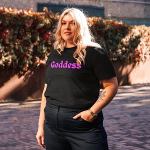GODDESS Unisex Bio-Baumwolle T-Shirt perfektes Geschenk für Dominant weiblich, Dominatrix