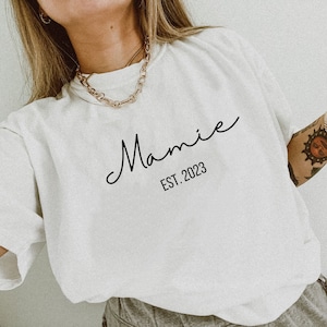 Annonce Mamie Annonce Grossesse Mamie Cadeaux Papi Mamie Personnalisé Bientôt Mamie Future Mamie Tshirt Mamie Cadeau Grands parents