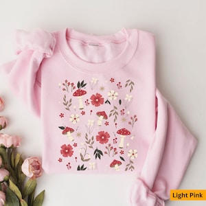 Mushroom Sweater Cottagecore Sweater Mushroom Sweatshirt Mushroom and Pressed Flowers Sweater Forestcore Sweater Wild FLowers Sweater