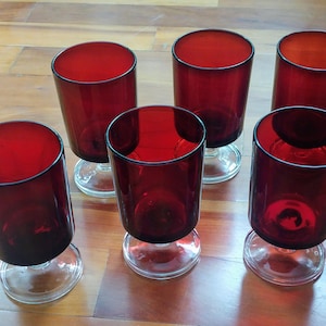Vintage Luminarc Arcoroc Ruby Red wine glasses with pedestal footing Made in France, Fancy wine glass, Cocktail glass