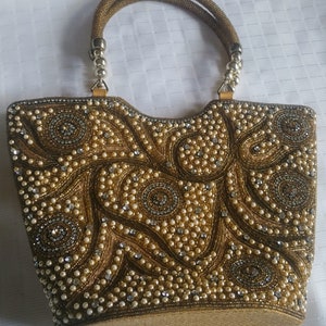 ヴィンテージビーズのイブニングバッグ：ビーズハンドル付きブラウンハンドバッグ
