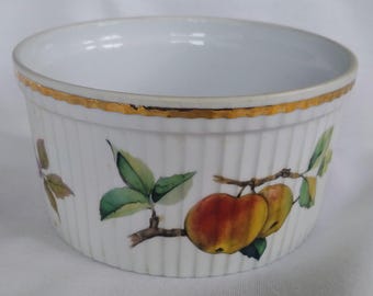 Vintage Royal Worcester Evesham Porcelain Souffle Bowl: Fruit Design, Gold Trim