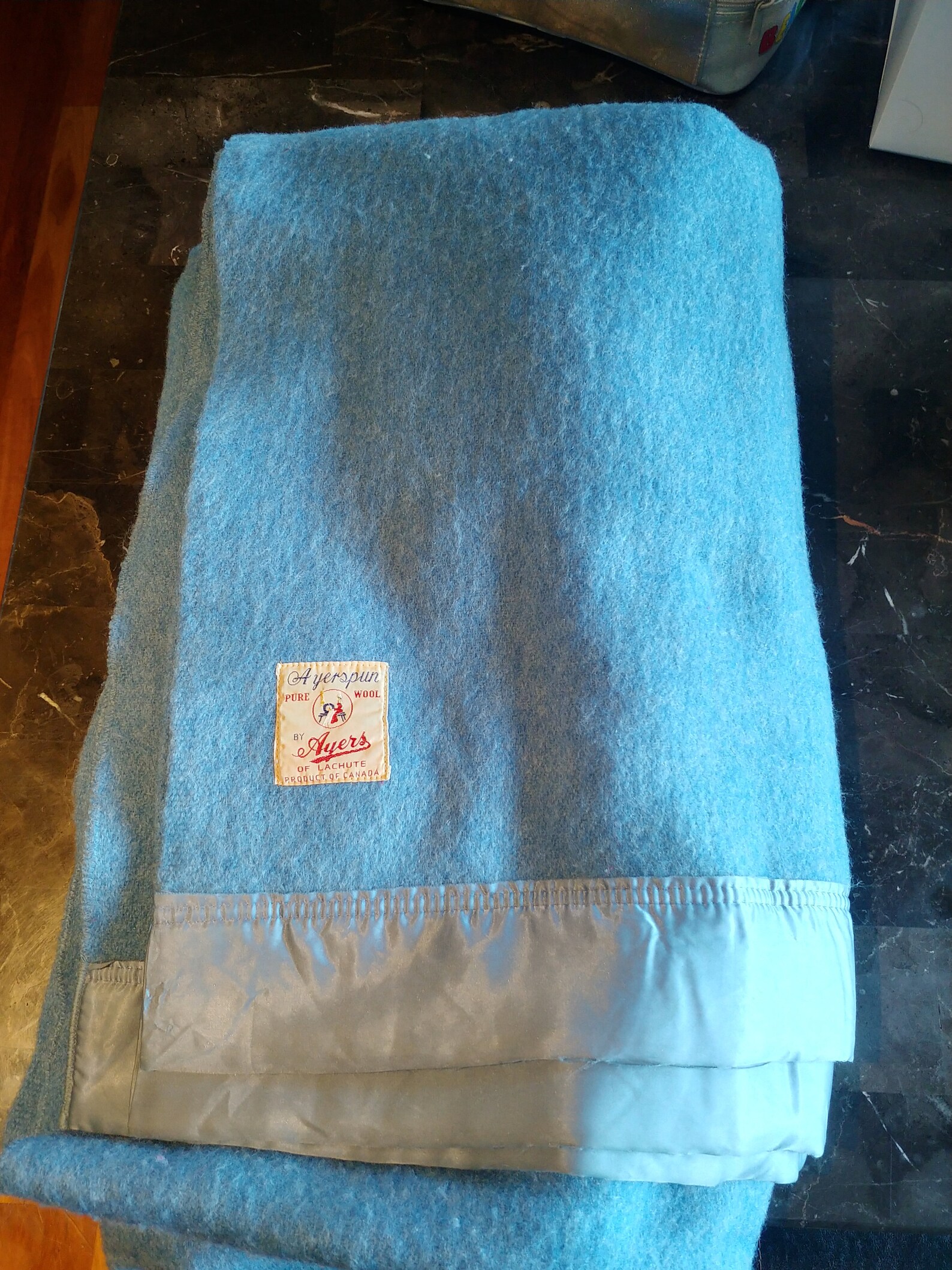 Ayerspun Pure Wool Blue Blanket by Ayers of Lachute, Product of Canada