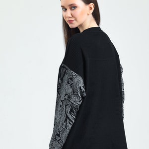 Black Unisex Oversize Cotton Minimalist Loose Pullover Sweater , Streetwear Style Aesthetic Outfit Elegant Sweatshirt, Winter Clothing image 1