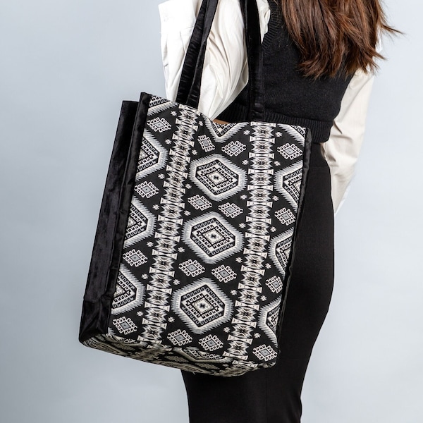 Woven Pattern Shopping Bag - Stylish Tall Shoulder Bag