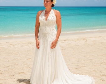 Mon Cheri Beaded Wedding Dress Size 12, Ivory Embroidered Halter Bridal Gown for Beach Ceremony, Garden Wedding, Summer Elopement Dress