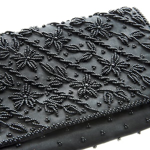 Vintage Black Beaded Clutch Purse, Safco Bag Hong Kong, 1960s Formal Evening Bag, Seed Bead Floral Design, Retro Cocktail Purse, Mid Century