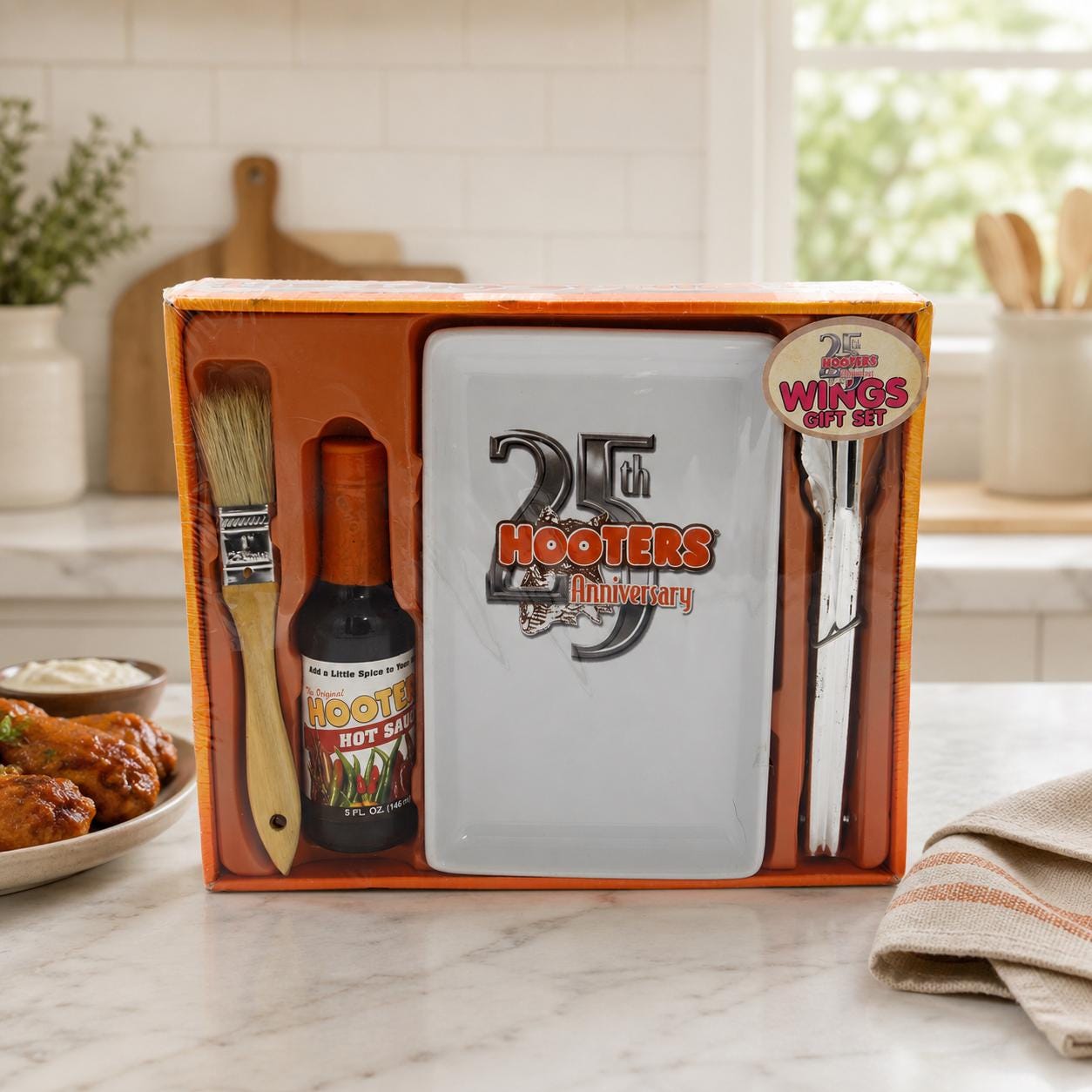 Hooters 25th Anniversary Wings Gift Set, Restaurant Memorabilia