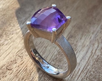 Silver ring with amethyst