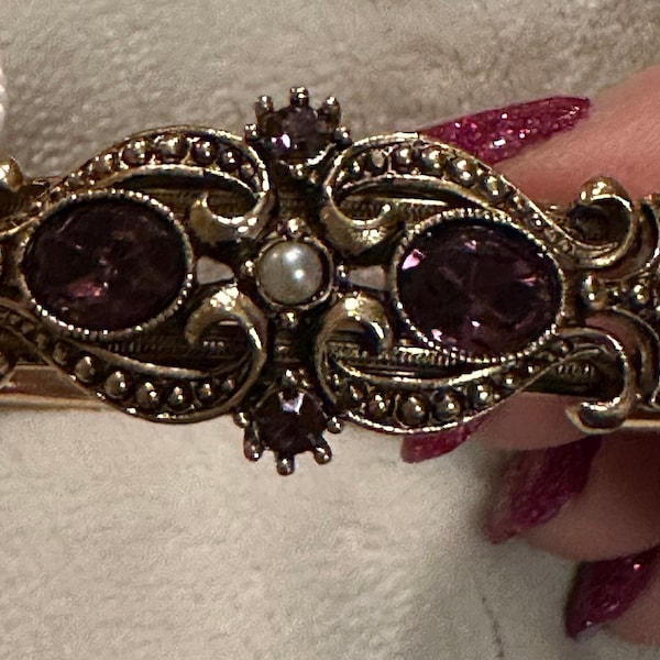 Vintage Amethyst Rhinestones and Faux Pearl Gold Tone Hinged Bangle Bracelet, Victorian Revival Queensbury Clamper Bracelet