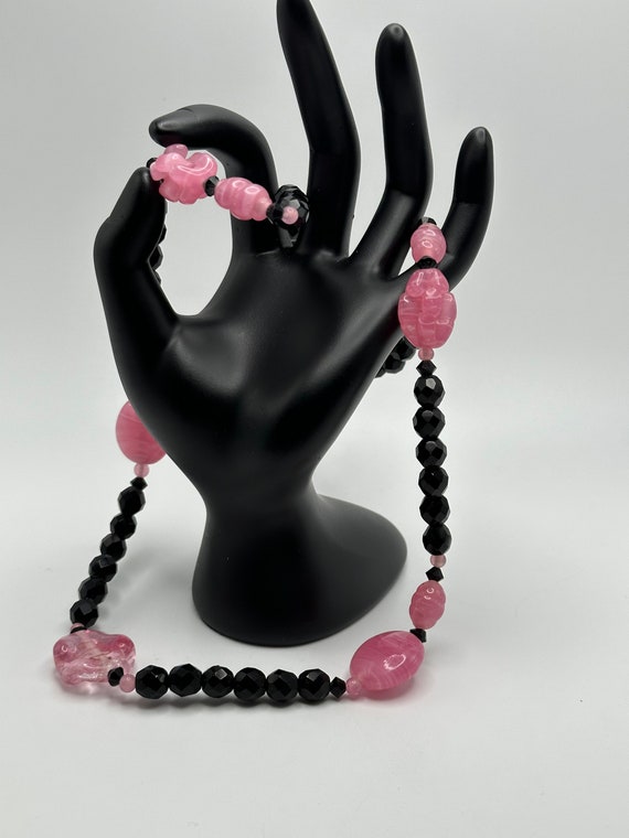 Vintage Black Glass and Pink Art Glass Beaded Nec… - image 3