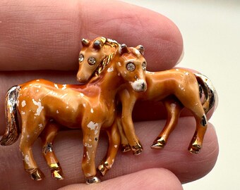 Conjunto de broches de caballo vintage, par de broches de poni esmaltados, estilo rústico de casa de campo.