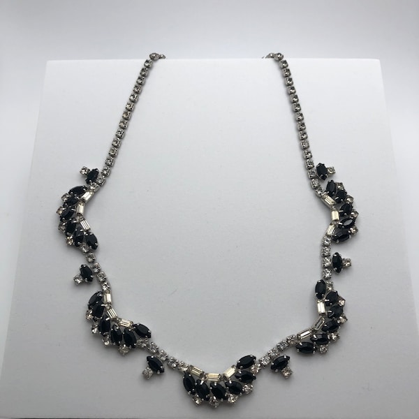 Vintage Stunning Black Rhinestone Choker Necklace, Elegant Silver Tone Rhinestone Statement Jewelry