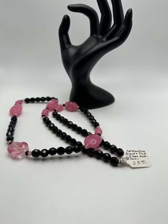 Vintage Black Glass and Pink Art Glass Beaded Nec… - image 1