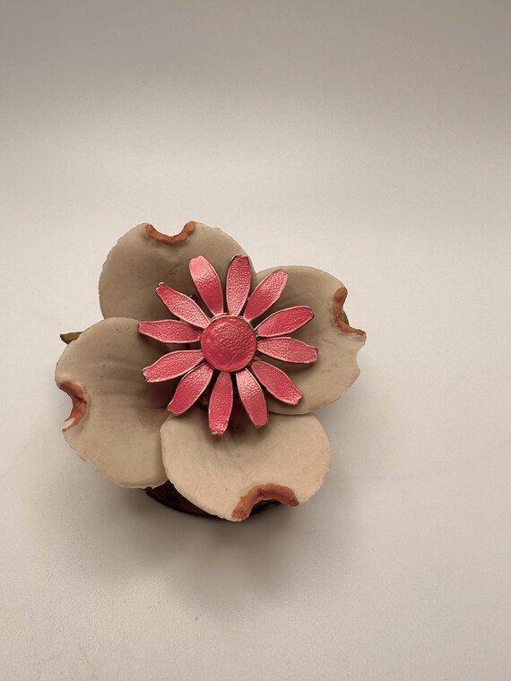 Vintage Pink Daisy Brooch, Flower Power 1960's Boh