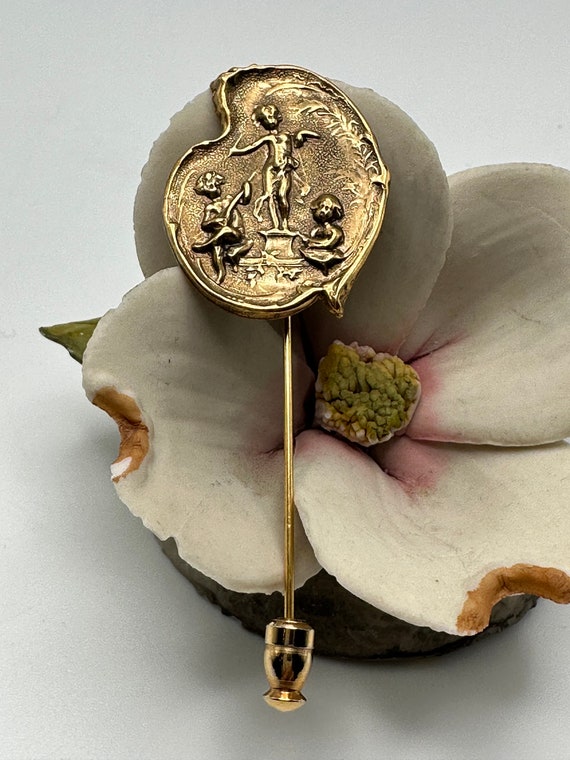 Angel Directing Musical Cherubs Stick Pin, Vtg Mus