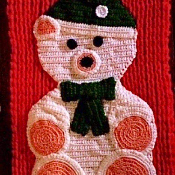 Crochet Wall Hanging Pattern Christmas wall hang-up accessories, Christmas decor, crochet animal, crochet bear, vintage design