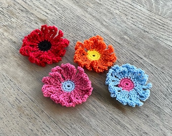 Crochet Curly Daisy Pattern: Floral Appliqué, Brooch Accessories (PDF Pattern)