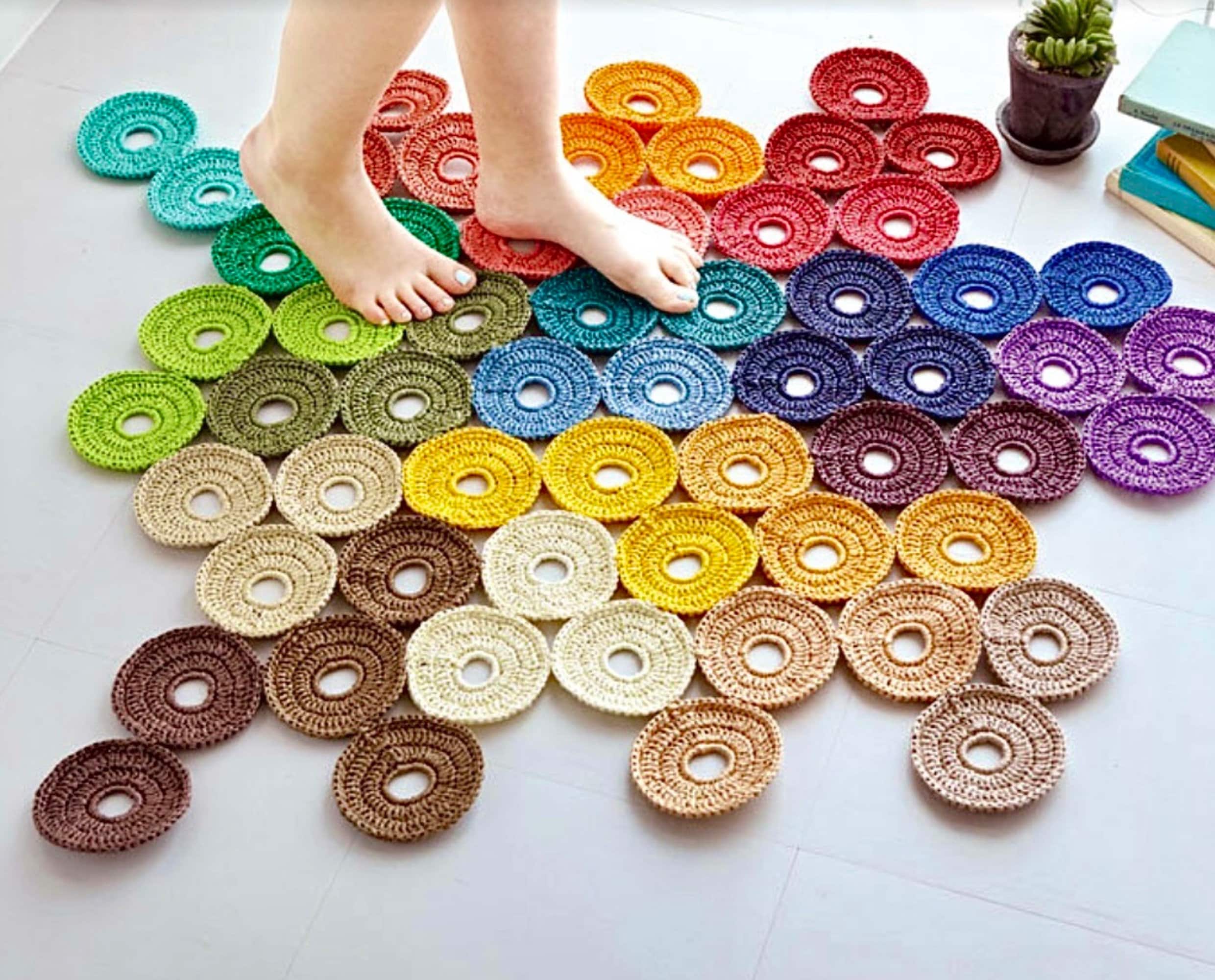 Crochet Rug Pattern: Colorful Mat
