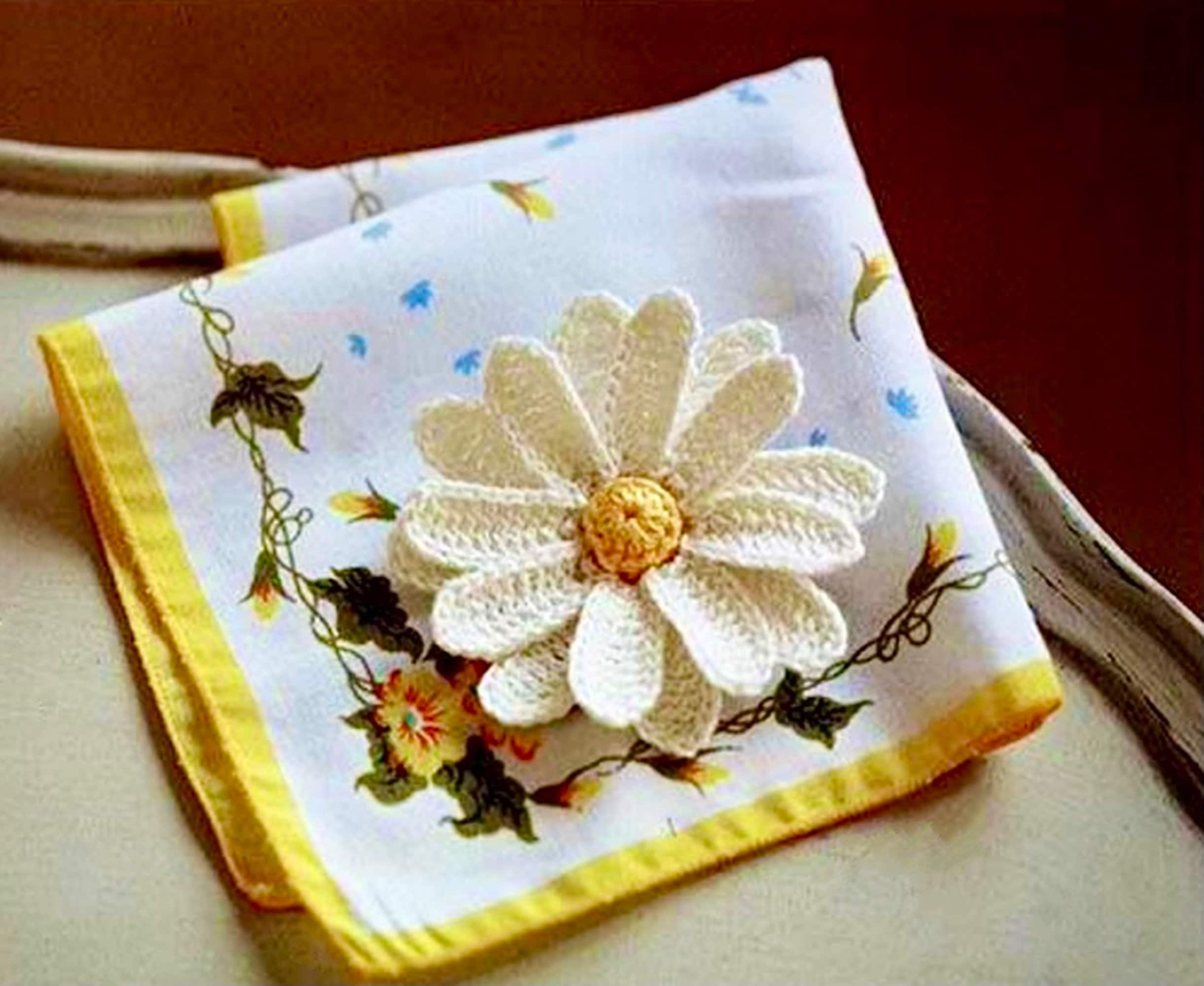 38 Crochet Jewellery Patterns with Brooches, Earrings, Bracelets 28 Crochet Daisy Brooch Pattern: Floral Jewelry Flower