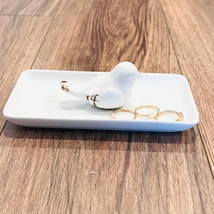 white ring dish, bird, small ring dish, jewelry tray, gift for her, bridal, jewelry storage, trinket dish, favors