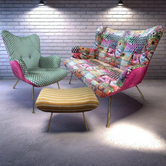 Massimo Jazz Sofa-Set – Bunte 2-Sitzer Couch, Ohrensessel & Hocker – Gemusterte Polstermöbel im Retro-Design für kreative Räume