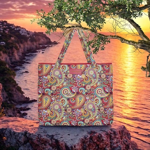 XXL Chillout beach bag – waterproof, spacious and comfortable. Perfect for the beach and the city. Hand-sewn, unique, with a zip pocket.