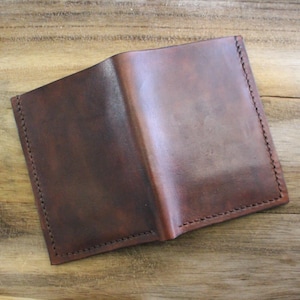 Handmade Full-Grain Vegetable Tanned Leather Vertical Bifold Wallet