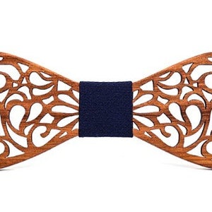 WOODEN BOW TIES, Butterfly Bow Tie, Wedding Bow Tie, Bow Ties For Men, Hand Carved Wooden Bow Tie With Adjustable Strap, Gift For Groomsmen Bleu nuit