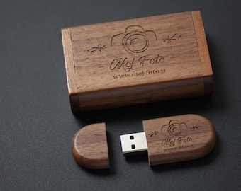 Laser engraved wooden USB key and box - Personalized wooden USB key - Wooden USB key for wedding, couple, clients, company, guests