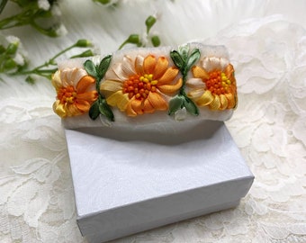 Silk ribbon embroidered bracelet, ribbon embroidery, hand embroidery cuff, exclusive embroidered bracelet, accessories, unique gift for her