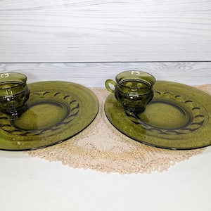 Vintage Indiana Glass Set of Two Kings Crown Snack Sets in Green