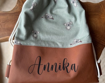 personalisierter Turnbeutel / Rucksack für Kinder. Turnbeutel aus Canvas, Baumwolle und Kunstleder. Motiv: Koala