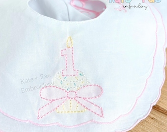 Diseño de bordado con apliques de puntada de frijol con forma de moño para cupcakes de primer cumpleaños • Diseño de bordado con contorno de frijol con forma de frijol para cupcakes de primer cumpleaños • Apliques de sombras