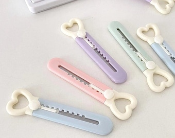 Love Heart Shaped Box Cutter Pastel, Portable Knife, Retractable, Craft Knife, TikTok, Perfect Gifts for Her, Safety Tool, Kawaii Box Cutter