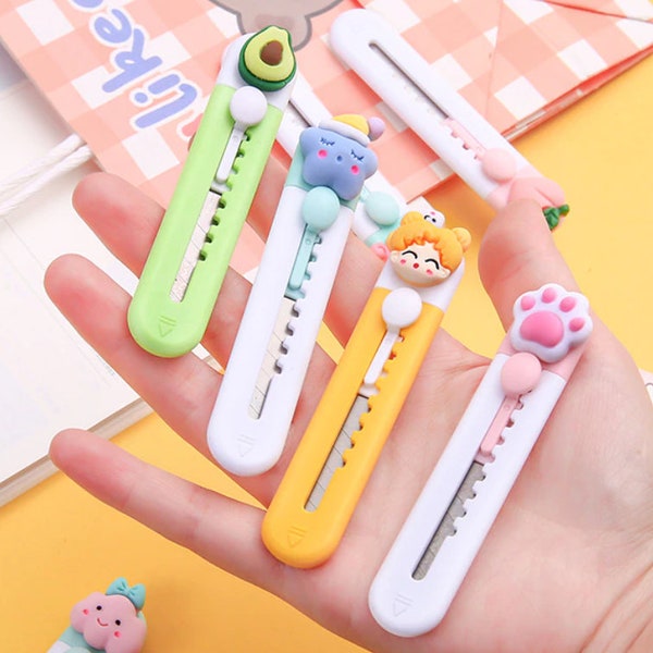 Kawaii Avocado, Sailor Moon, Craft knife, Mini Portable Kawaii Box Cutter, Gifts for Her, Retractable Knife, Cute letter opener, Safety Tool