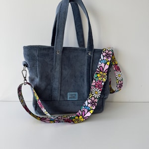 Sac à bandoulière en velours côtelé