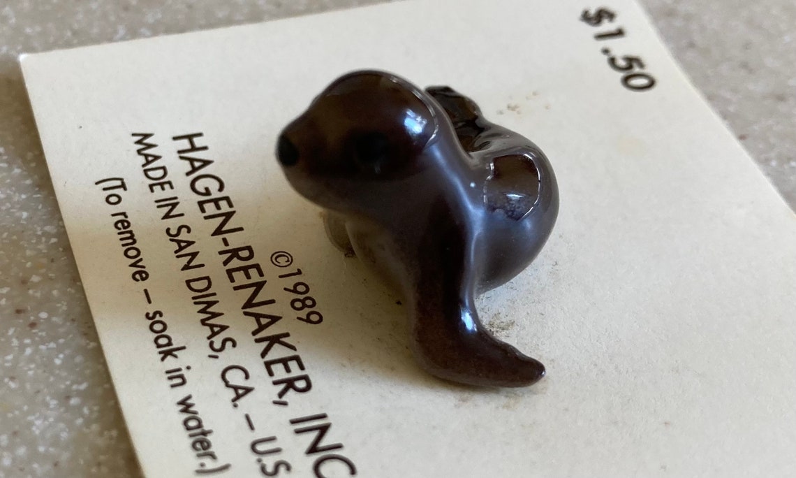 hagen renaker seal