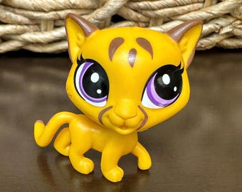 Littlest Pet Shop (LPS) Veranda Tiger; LPS keep me pets collection; LPS cozy pet house mystery box  collection; named littlest pet shop pets