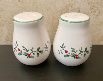 Royal Seasons Christmas Salt and Pepper Shakers; vintage; holly; berry; berries; holidays; seasonal; happy holidays;