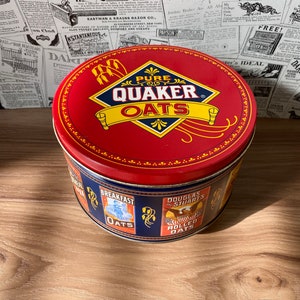 1983 Quaker Oats Round Tin; vintage; vtg; retro; food storage; cookie storage; oatmeal cookies; tins;