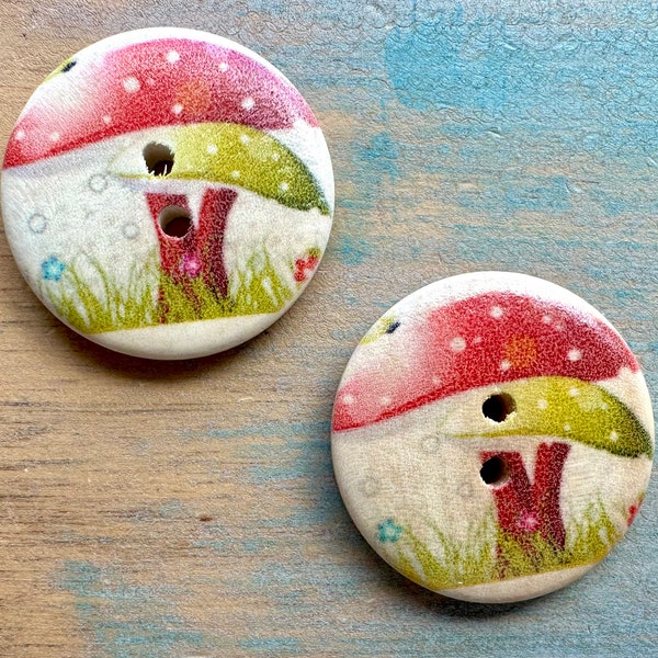 Mushroom Wooden Buttons 6 Piece 3cm Brown Button with Toadstool Design Gift for Crafter Cottage Core Button for Clothes Folksy Nature Gift
