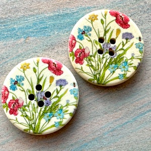 Spring Meadow Wooden Buttons 6 Piece Floral Colorful Fasteners for Cardigan or Crafts 3cm Gift for Mom Craft Buttons